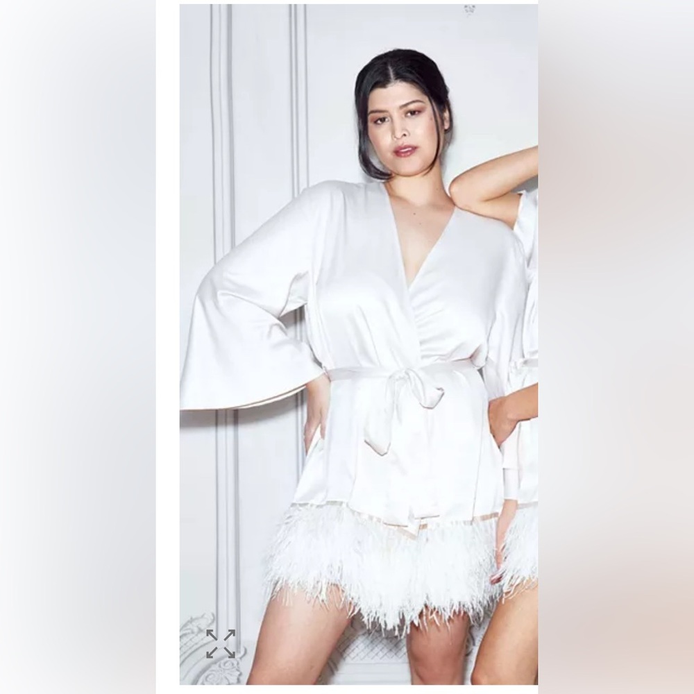 Rya Collection Cream Feather Trim Robe